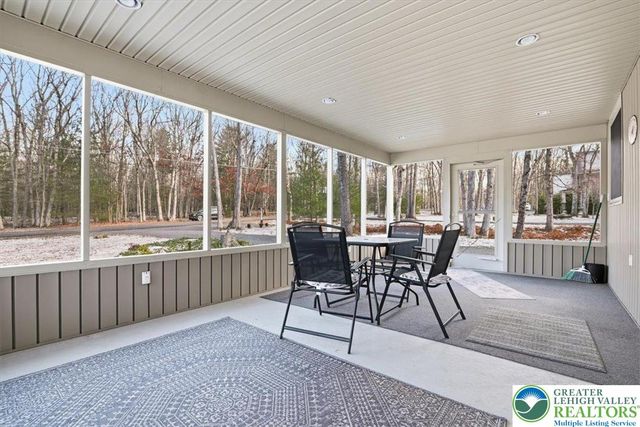 20 Pool Drive, Penn Forest Twp, PA 18229