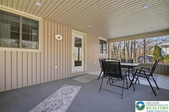 20 Pool Drive, Penn Forest Twp, PA 18229