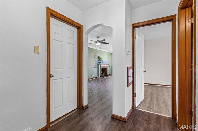 5449 Mardel Avenue, St Louis, MO 63109