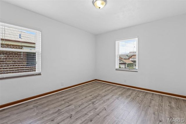 5449 Mardel Avenue, St Louis, MO 63109