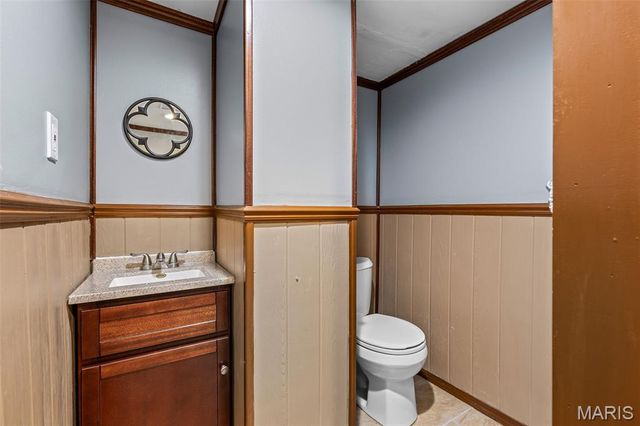 5449 Mardel Avenue, St Louis, MO 63109