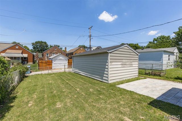 5449 Mardel Avenue, St Louis, MO 63109