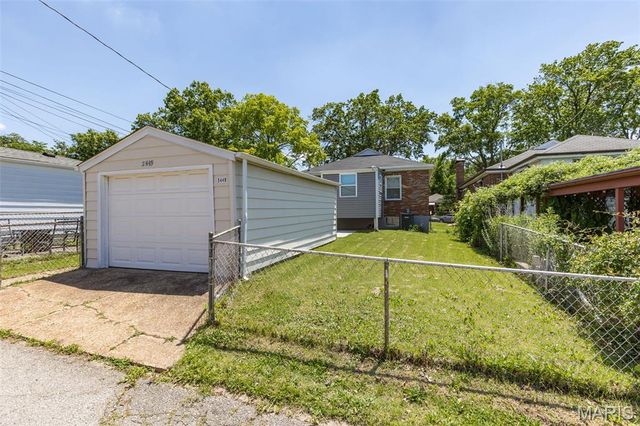 5449 Mardel Avenue, St Louis, MO 63109