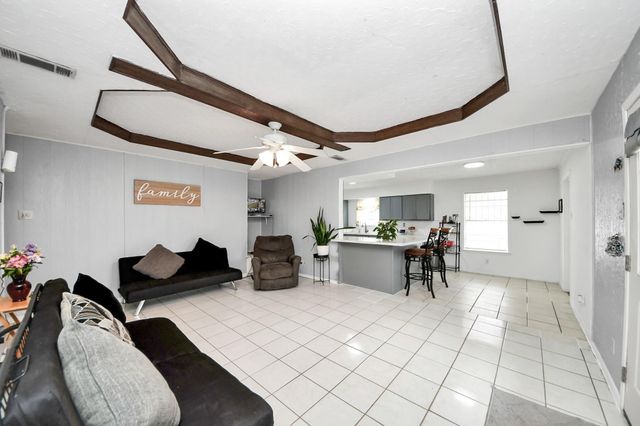615 Barbara Mae Street, Houston, TX 77015