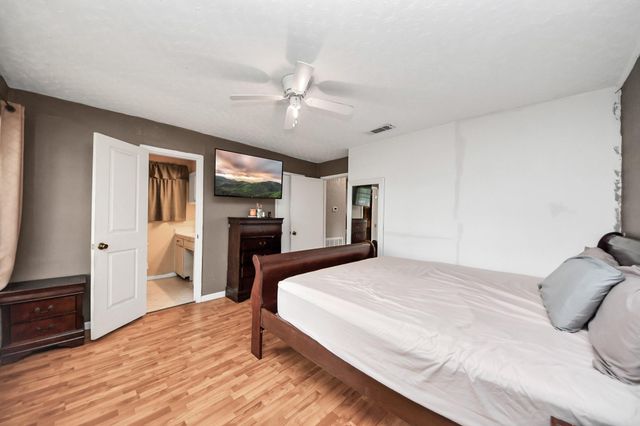 615 Barbara Mae Street, Houston, TX 77015