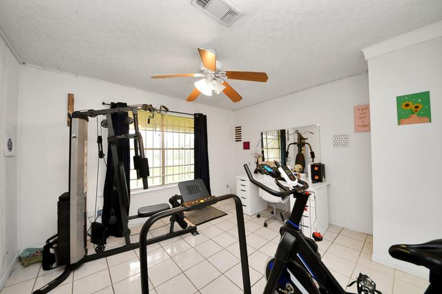 615 Barbara Mae Street, Houston, TX 77015
