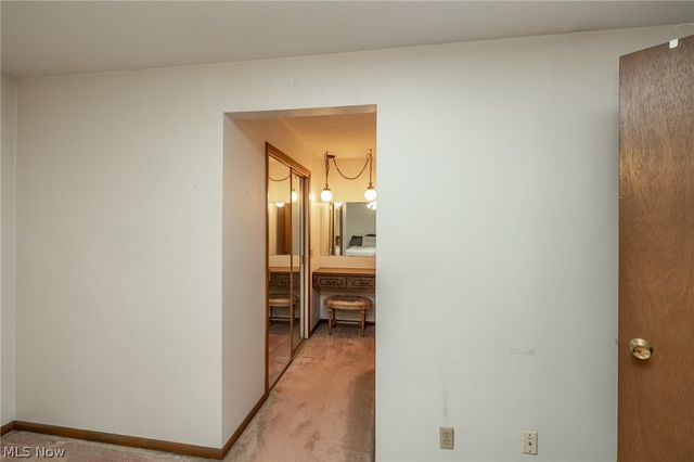 14826 Stone Creek Oval, Strongsville, OH 44149