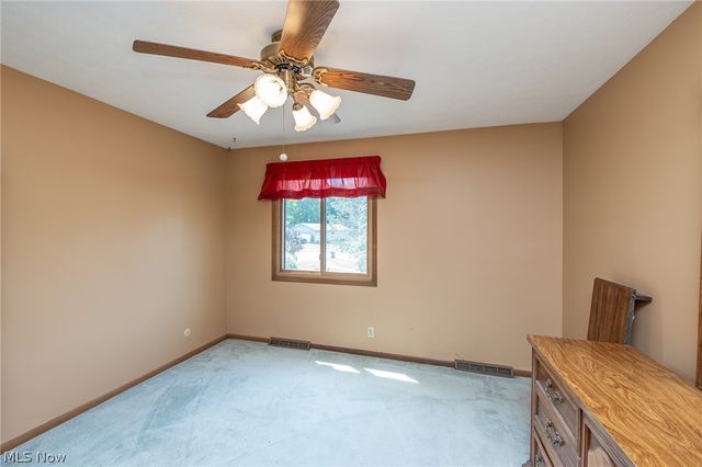 14826 Stone Creek Oval, Strongsville, OH 44149