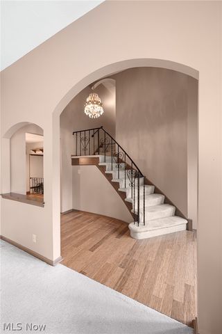 14826 Stone Creek Oval, Strongsville, OH 44149