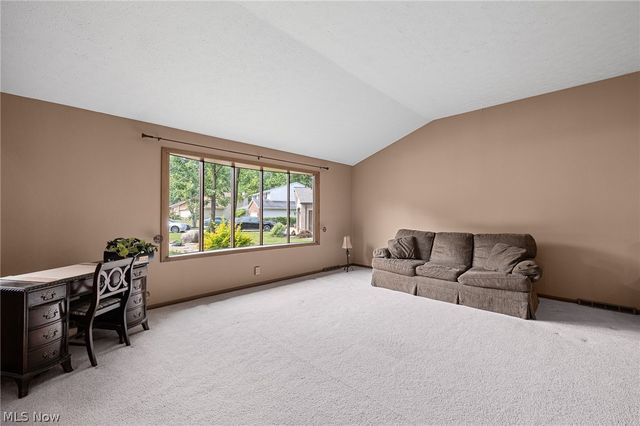 14826 Stone Creek Oval, Strongsville, OH 44149