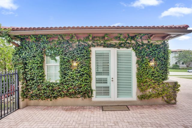8279 NW 122nd Lane, Parkland, FL 33076