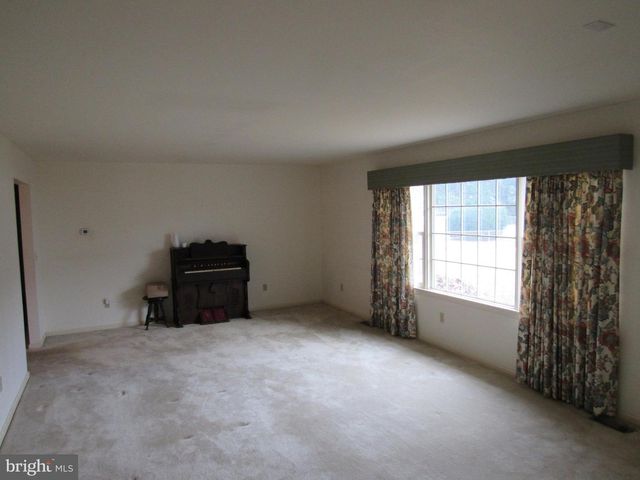 120 LEWIS DR, Laurel, DE 19956