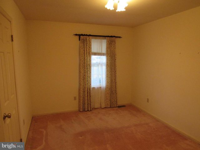 120 LEWIS DR, Laurel, DE 19956