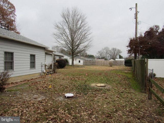 120 LEWIS DR, Laurel, DE 19956