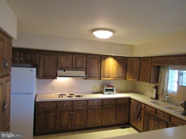 120 LEWIS DR, Laurel, DE 19956