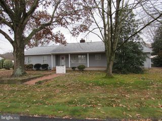120 LEWIS DR, Laurel, DE 19956