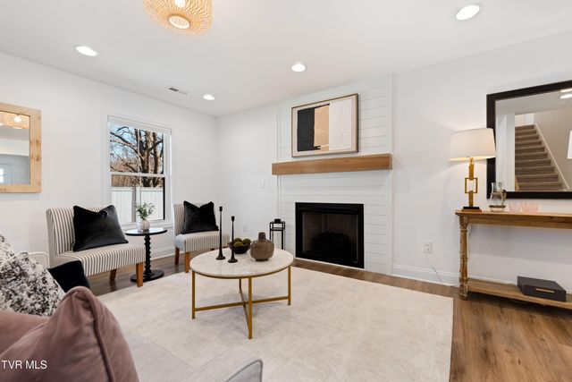 1072 Riddle Ridge, Jonesborough, TN 37659