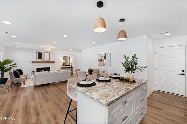 1072 Riddle Ridge, Jonesborough, TN 37659