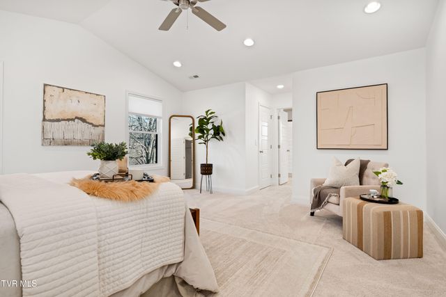 1072 Riddle Ridge, Jonesborough, TN 37659