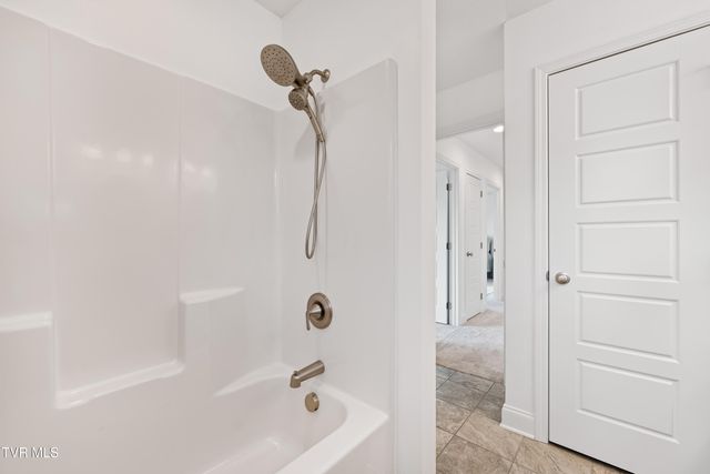 1072 Riddle Ridge, Jonesborough, TN 37659