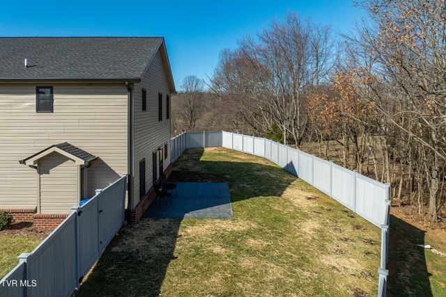 1072 Riddle Ridge, Jonesborough, TN 37659