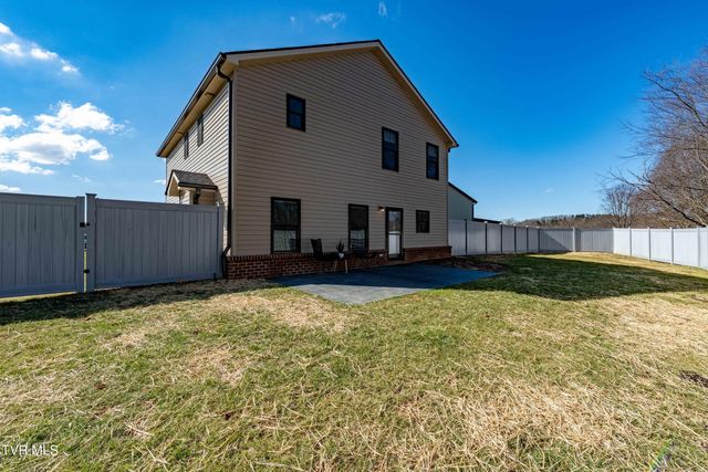 1072 Riddle Ridge, Jonesborough, TN 37659