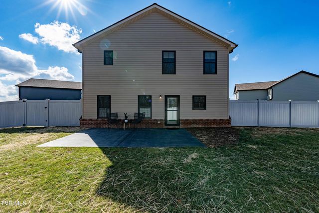 1072 Riddle Ridge, Jonesborough, TN 37659
