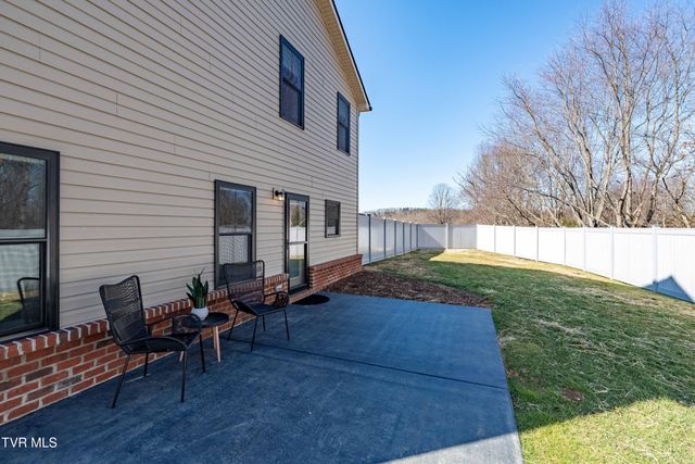 1072 Riddle Ridge, Jonesborough, TN 37659
