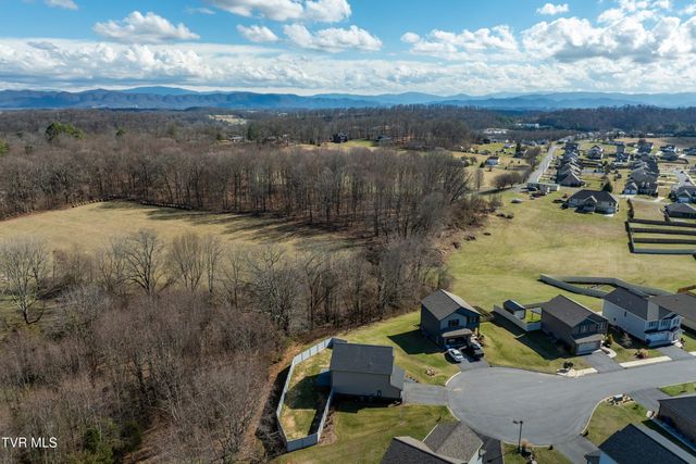 1072 Riddle Ridge, Jonesborough, TN 37659