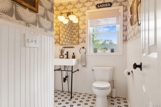 16 Shenorock Drive, Yorktown Heights, NY 10598