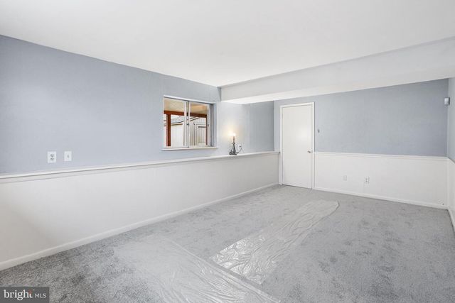 206 COLONIAL RD, Beverly, NJ 08010