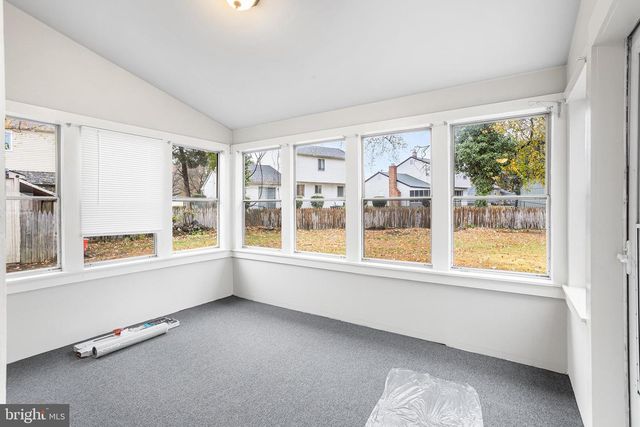 206 COLONIAL RD, Beverly, NJ 08010