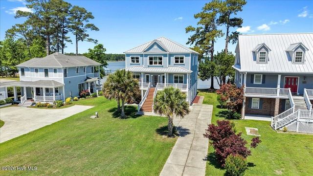 720 Willbrook Circle, Sneads Ferry, NC 28460