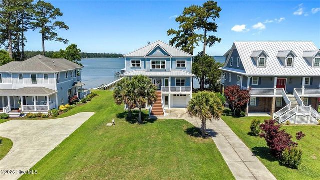 720 Willbrook Circle, Sneads Ferry, NC 28460