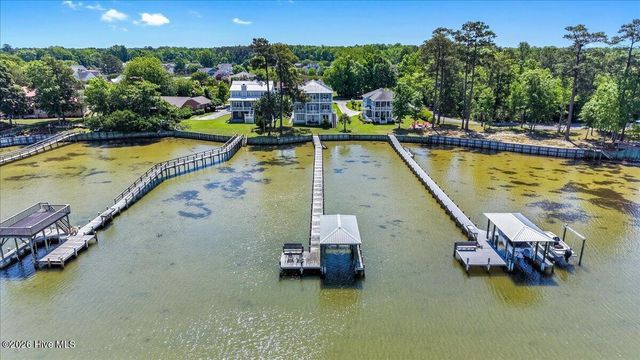 720 Willbrook Circle, Sneads Ferry, NC 28460
