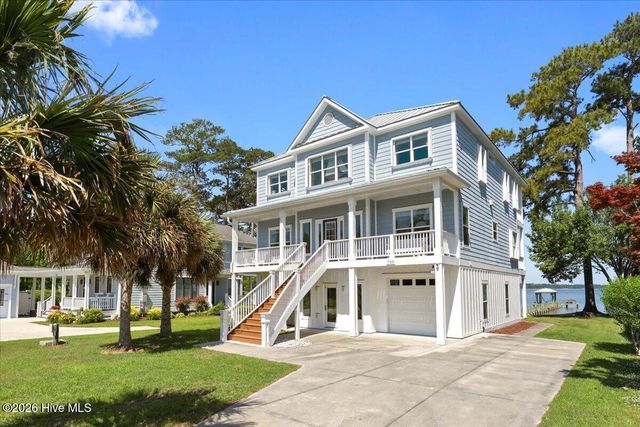 720 Willbrook Circle, Sneads Ferry, NC 28460