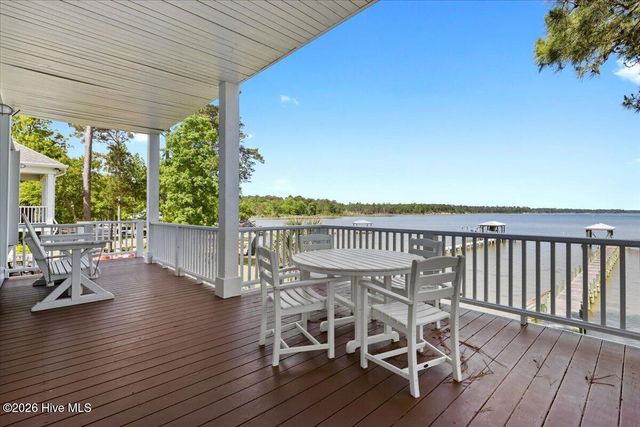 720 Willbrook Circle, Sneads Ferry, NC 28460