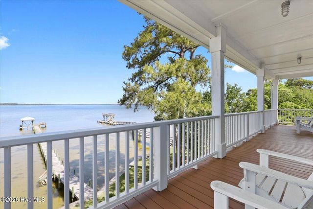 720 Willbrook Circle, Sneads Ferry, NC 28460