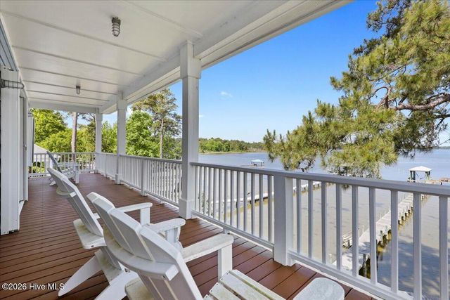 720 Willbrook Circle, Sneads Ferry, NC 28460