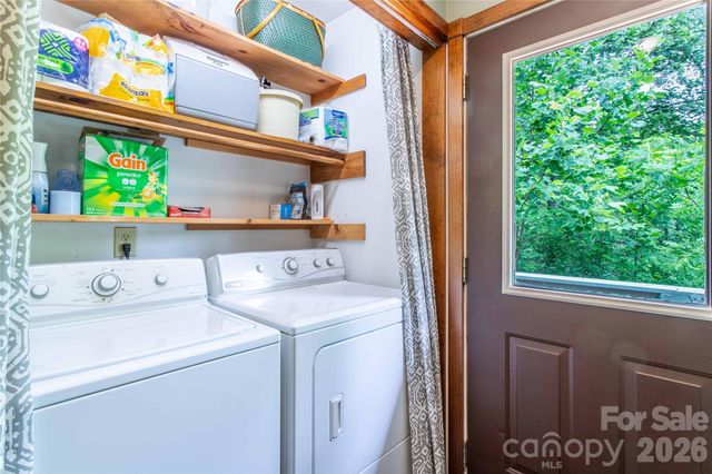 658 Tilley Creek Road, Cullowhee, NC 28723