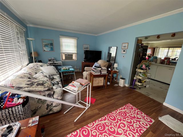 84 Boylan Lane, Blue Point, NY 11715