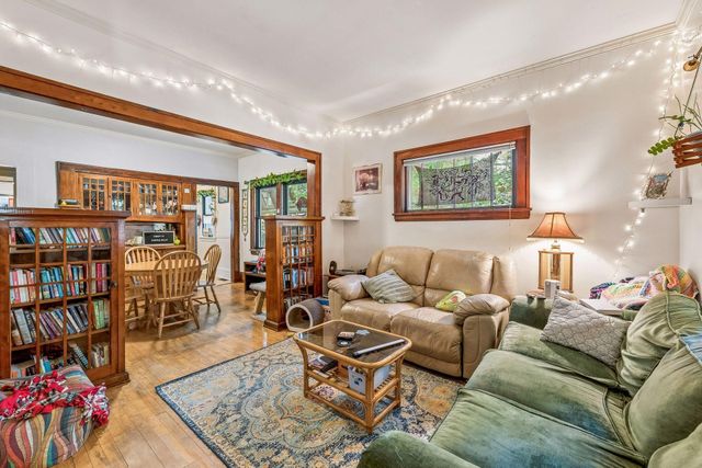 1004 26th Avenue SE, Minneapolis, MN 55414