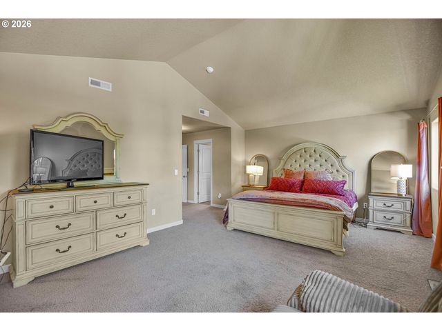 33753 Ne HART Ct, Scappoose, OR 97056