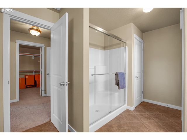 33753 Ne HART Ct, Scappoose, OR 97056