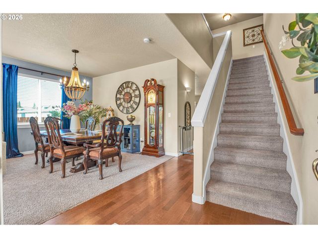 33753 Ne HART Ct, Scappoose, OR 97056