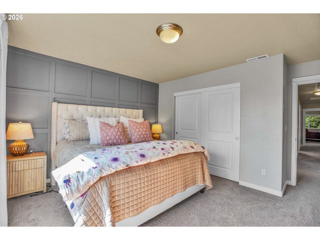 33753 Ne HART Ct, Scappoose, OR 97056