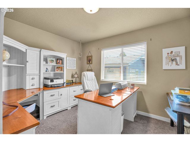 33753 Ne HART Ct, Scappoose, OR 97056