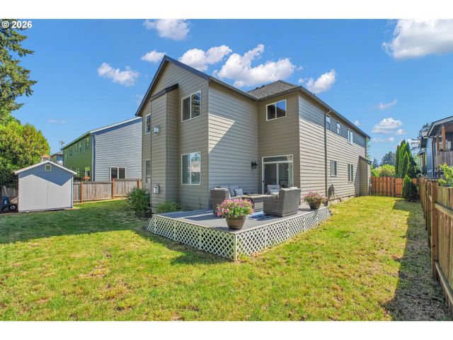 33753 Ne HART Ct, Scappoose, OR 97056