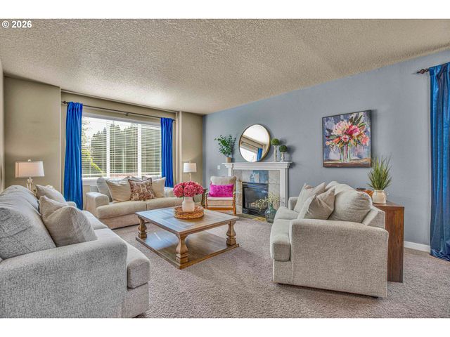 33753 Ne HART Ct, Scappoose, OR 97056