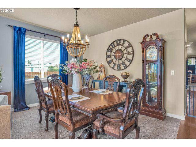 33753 Ne HART Ct, Scappoose, OR 97056